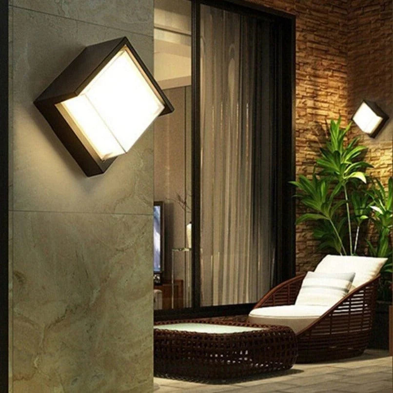 Outdoor Wall Light with Motion Sensor
