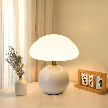 Minimalist Table Lamp with Round Base & Mushroom Shade