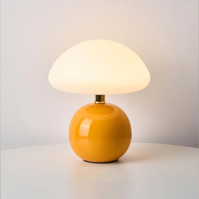 Minimalist Table Lamp with Round Base & Mushroom Shade