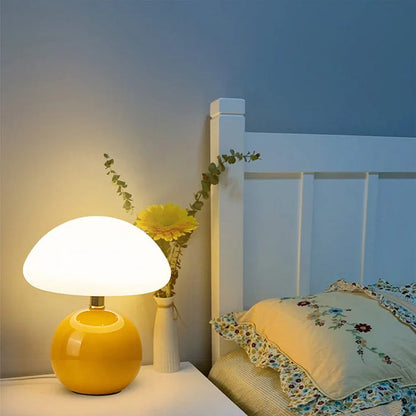 Minimalist Table Lamp with Round Base & Mushroom Shade