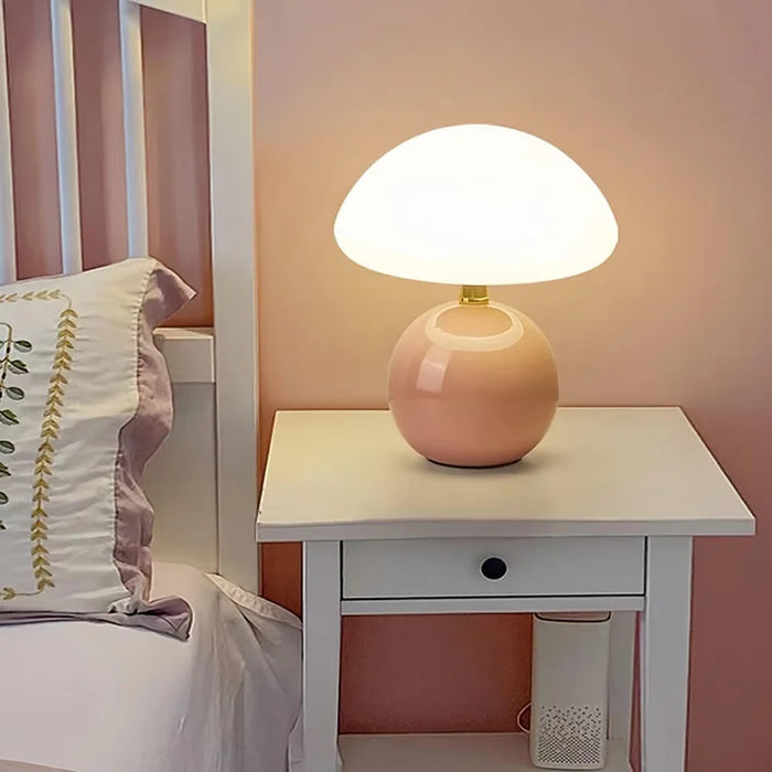 Minimalist Table Lamp with Round Base & Mushroom Shade