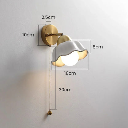 Wall Light with Wavy Shade and Pull Chain