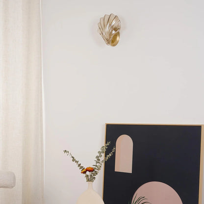 Shell-Shaped LED Wall Light – Elegant Brass and Glass Sconce